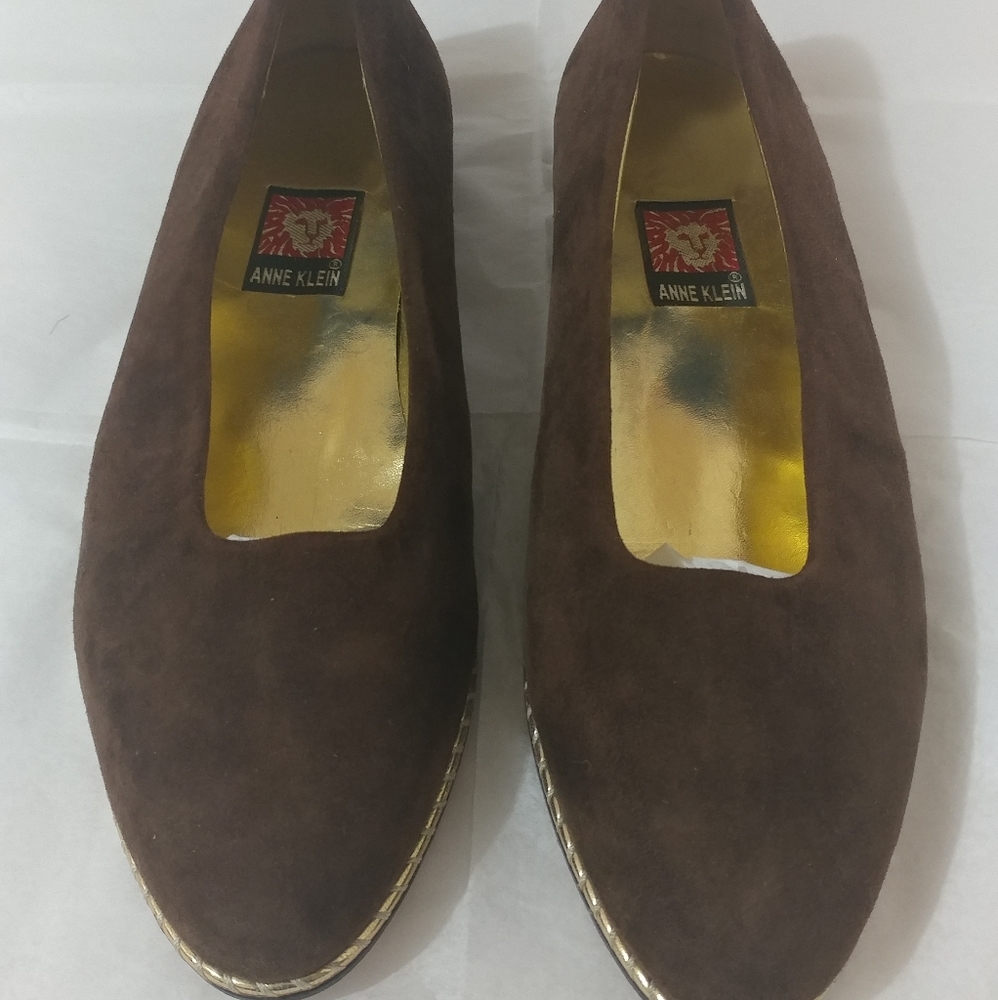 Anne Klein Pointed Toe Flat Shoes